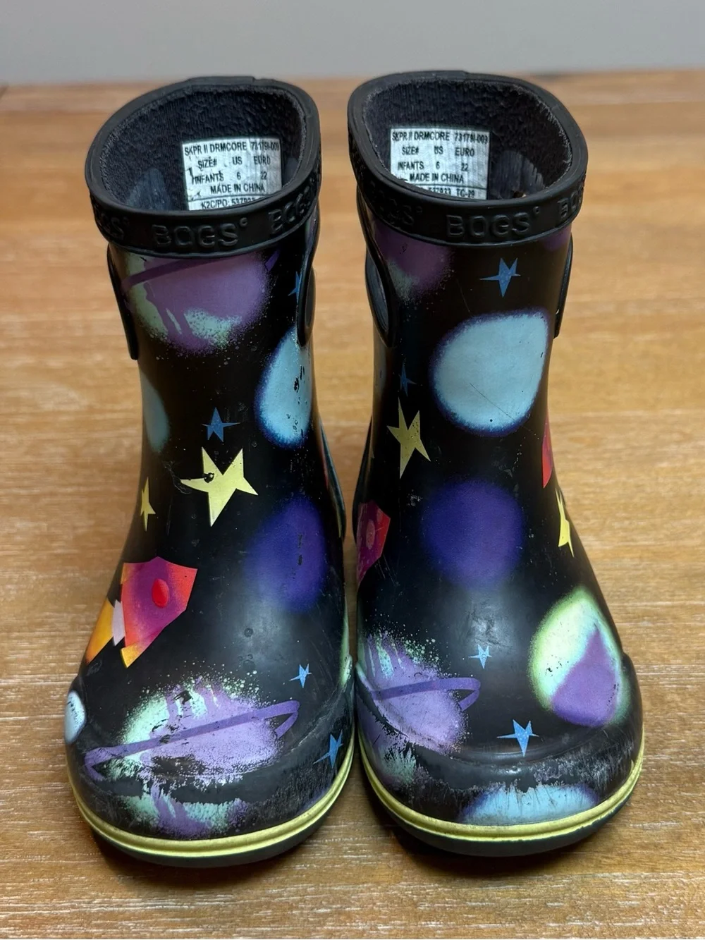 Bogs Skipper II Dreamcore Space Black Multi Rain Boots Waterproof Sz 6